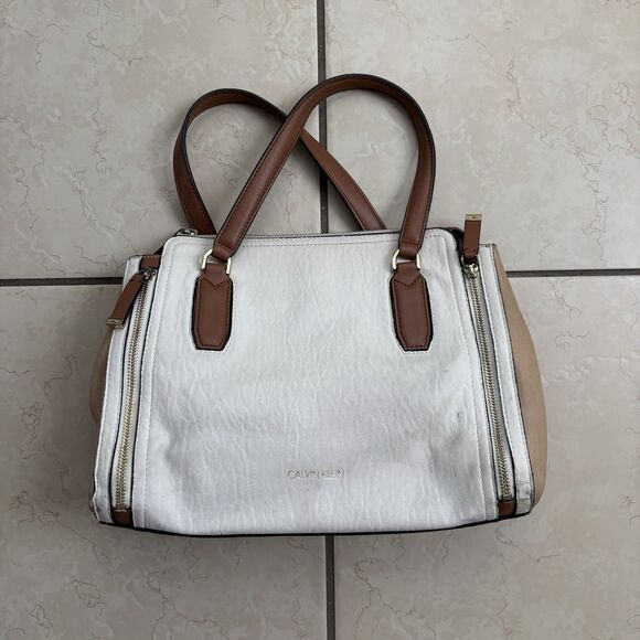 Calvin Klein Tote Bag White Tan Faux Leather Shoulder Purse Gold Hardware Zipper - Picture 1 of 13